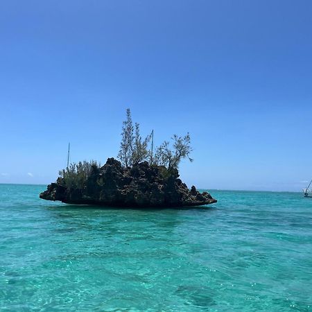 Tropical Retreats Lägenhet Flic-en-Flacq Exteriör bild